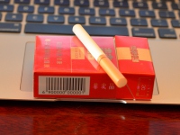 双喜(硬经典1906)香烟