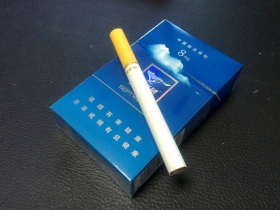 七匹狼(蓝)香烟